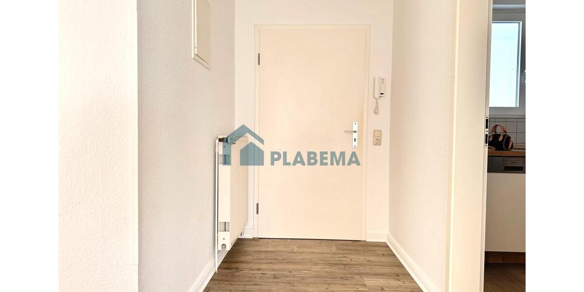 Dachgeschoßwohnung Schwerin Friedrichsthal - 4 Zimmer, 126 m&sup2;, 1.450&euro; | Angebot:24271386