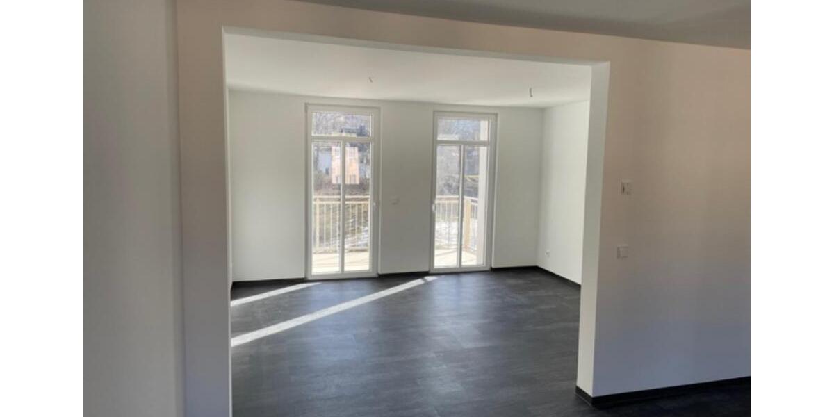 Maisonettenwohnung Pößneck - 3 Zimmer, 165 m&sup2;, 1.000&euro; | Angebot:24846772