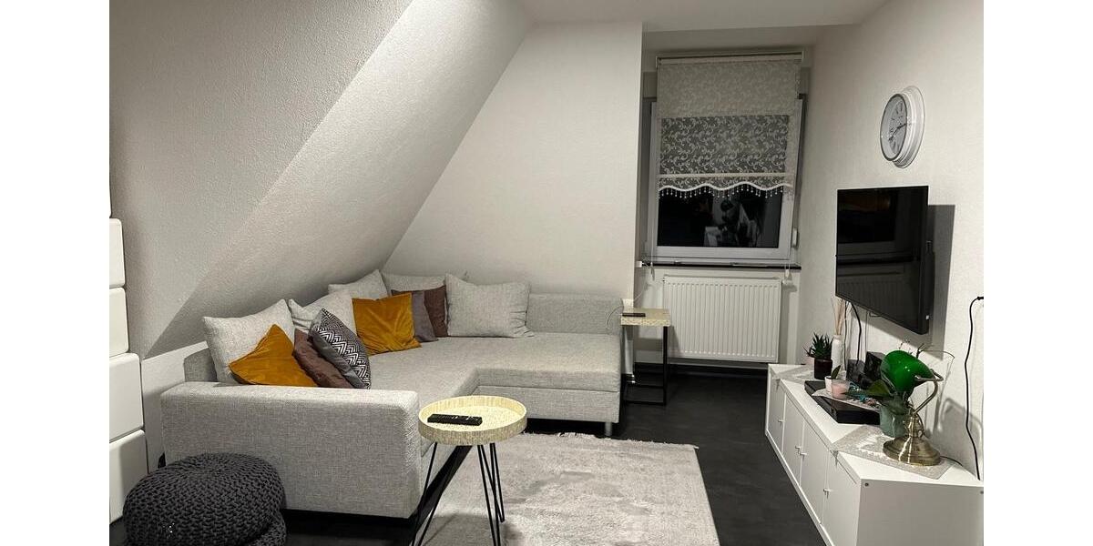 Dachgeschoßwohnung Kornwestheim - 2 Zimmer, 55 m&sup2;, 980&euro; | Angebot:26147811