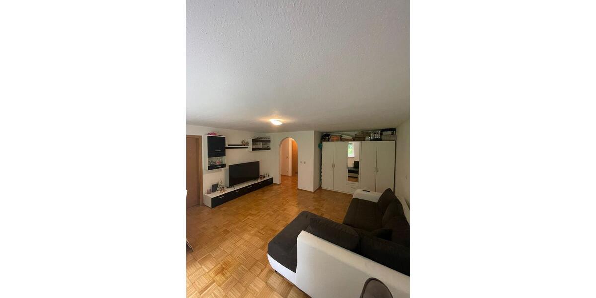 Etagenwohnung Singen (Hohentwiel) - 1.5 Zimmer, 37 m&sup2;, 580&euro; | Angebot:25219399