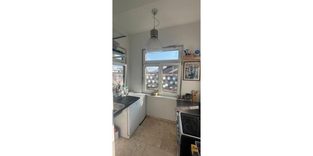 Wohnen auf Zeit Stuttgart Stuttgart-Süd - 30 Zimmer, 65 m&sup2;, 850&euro; | Angebot:26652490