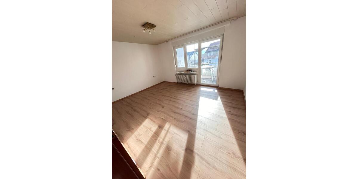 Erdgeschoßwohnung Heimsheim - 3 Zimmer, 99 m&sup2;, 1.250&euro; | Angebot:24550363