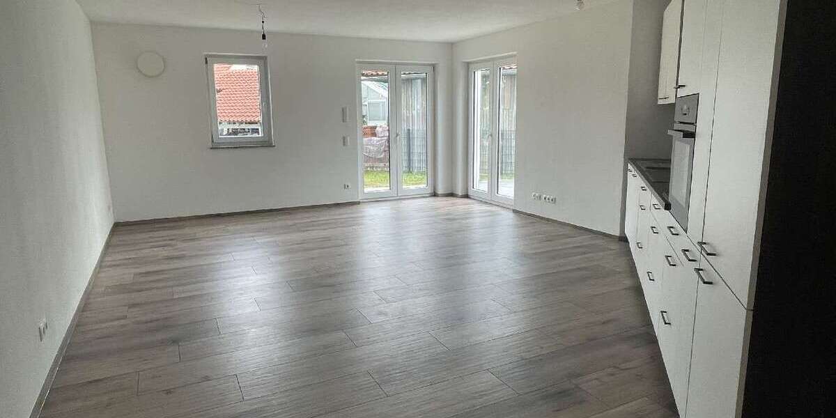 Etagenwohnung Fuchstal b Landsberg a Lech - 3 Zimmer, 93 m&sup2;, 975&euro; | Angebot:26427091