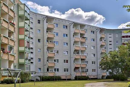 Wohnung zum Mieten in Rostock 391 € 61.85 m²