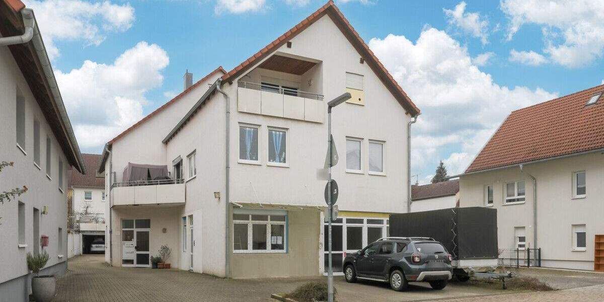 Etagenwohnung Walzbachtal / Wössingen Wössingen - 4 Zimmer, 146 m&sup2;, 1.400&euro; | Angebot:24860339