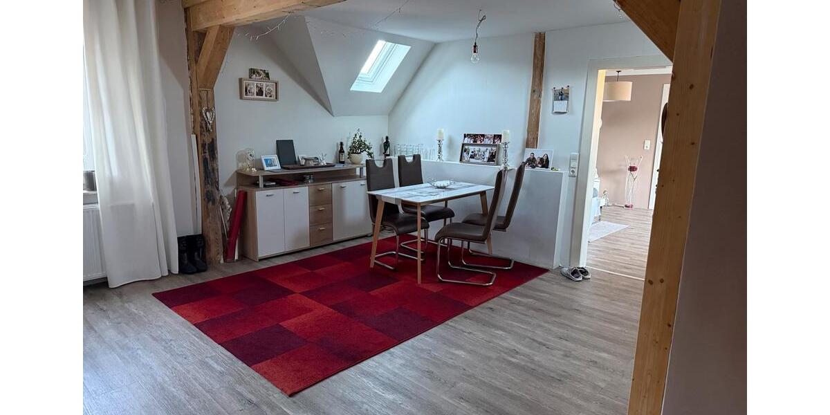 Dachgeschoßwohnung Lahntal - 1 Zimmer, 75 m&sup2;, 750&euro; | Angebot:26254523