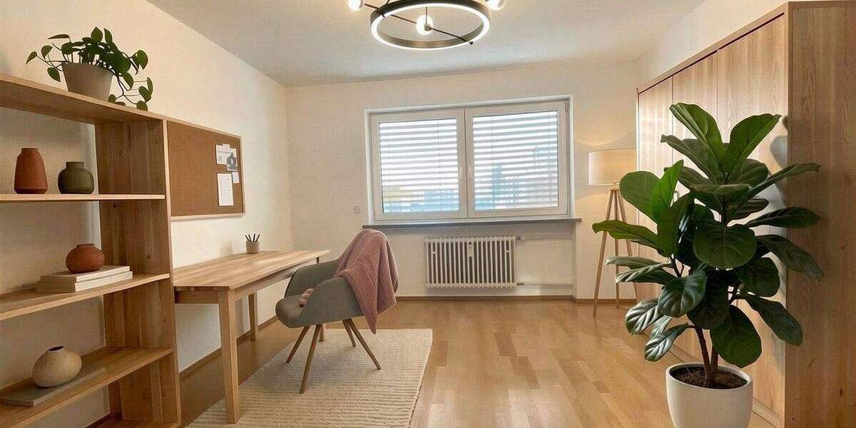 Etagenwohnung Coburg - 3 Zimmer, 92 m&sup2;, 690&euro; | Angebot:25697909