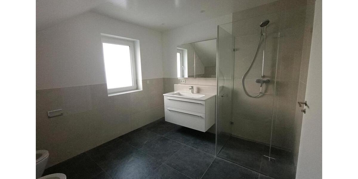 Dachgeschoßwohnung Pfungstadt - 3 Zimmer, 66 m&sup2;, 1.100&euro; | Angebot:26388736