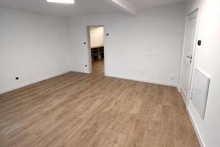 Gewerbeobjekt Neunburg vorm Wald - 370&euro; | Angebot:25140912