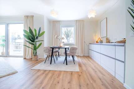 Wohnung Gotha - 4 Zimmer, 93 m&sup2;, 1.160&euro; | Angebot:26996045