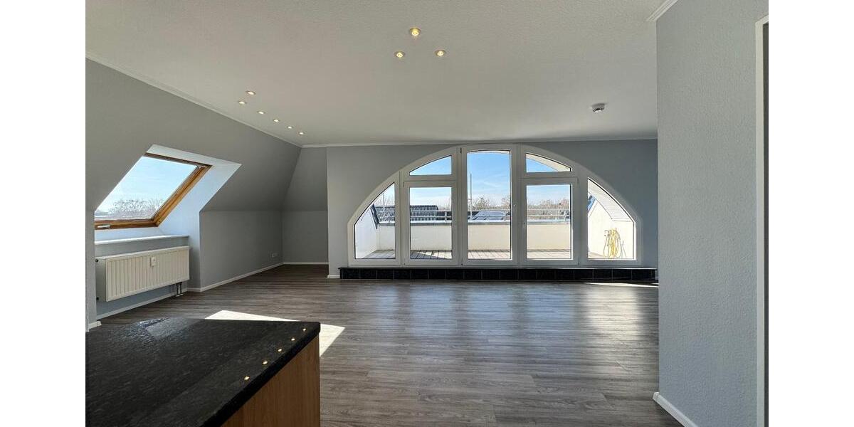 Einfamilienhaus Neumünster - 5 Zimmer, 140 m&sup2;, 1.200&euro; | Angebot:25871149