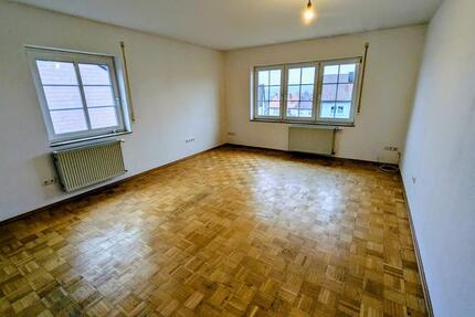 Wohnung Feuchtwangen - 2 Zimmer, 64 m&sup2;, 560&euro; | Angebot:25539750