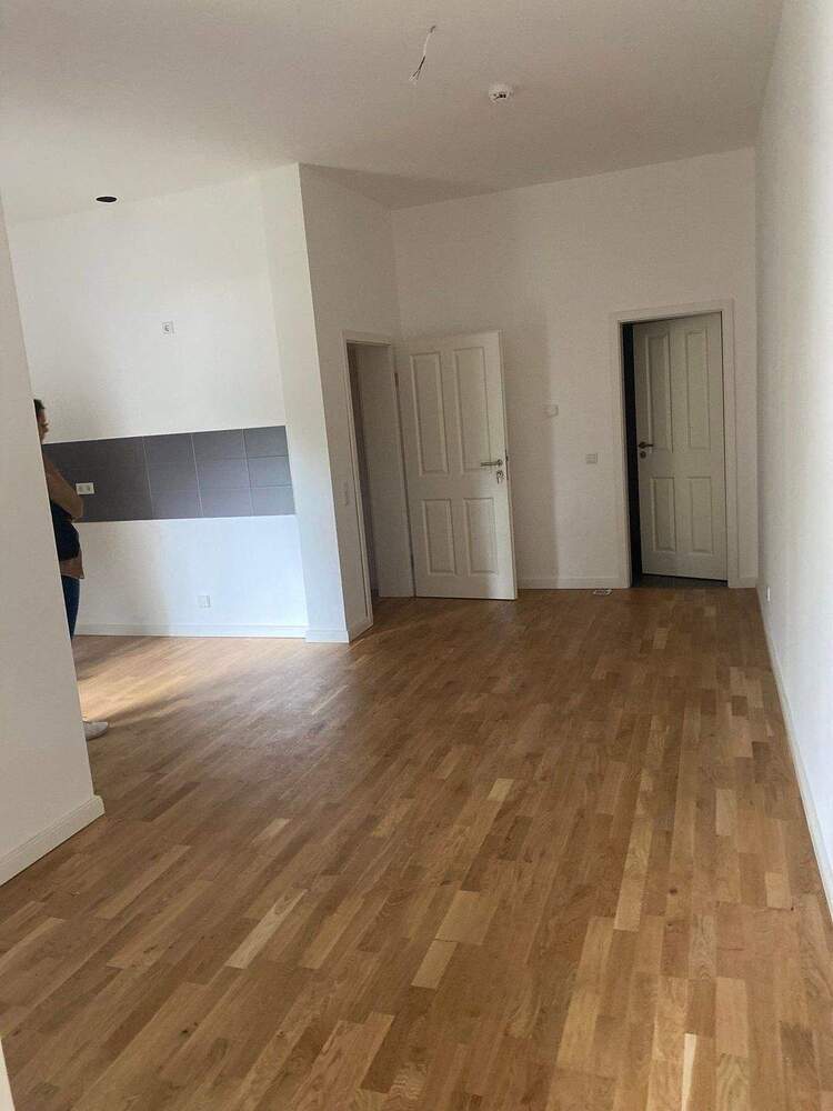 * EBK* Heinrich-Schütz-Str. 14*