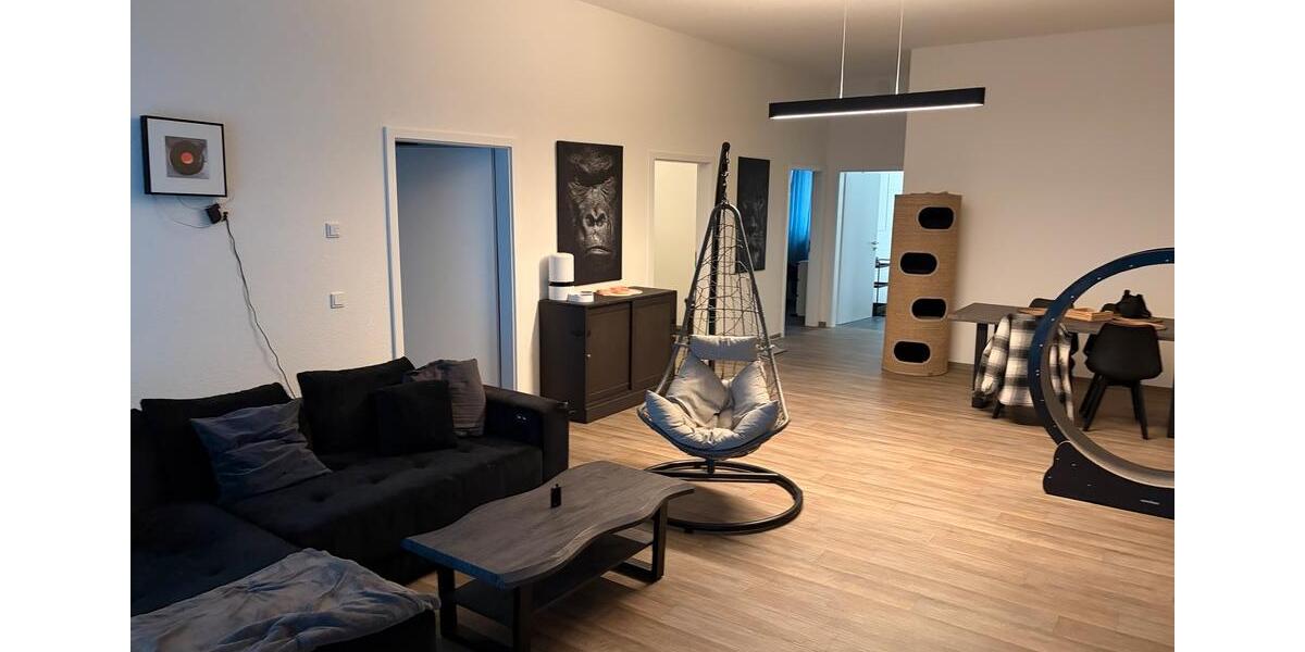 Erdgeschoßwohnung Waldsolms - 3 Zimmer, 108 m&sup2;, 1.285&euro; | Angebot:25548928