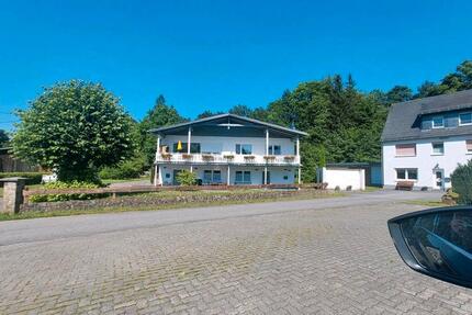 Wohnung Schmallenberg - 4 Zimmer, 160 m&sup2;, 990&euro; | Angebot:26266809