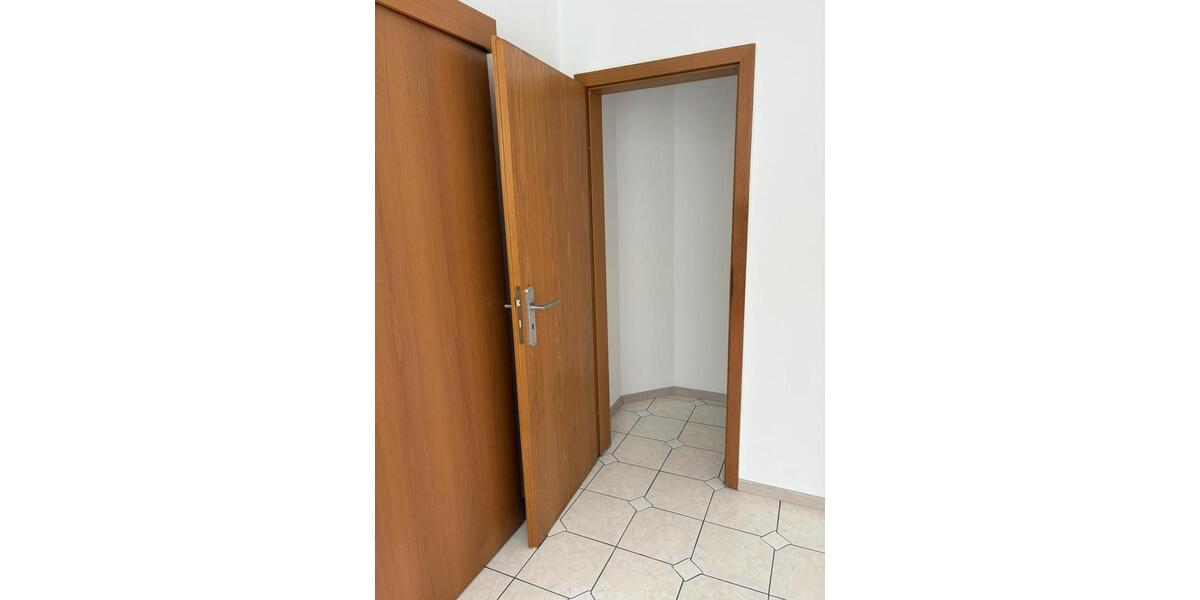 Etagenwohnung Vilshofen an der Donau - 3 Zimmer, 77 m&sup2;, 650&euro; | Angebot:26610733