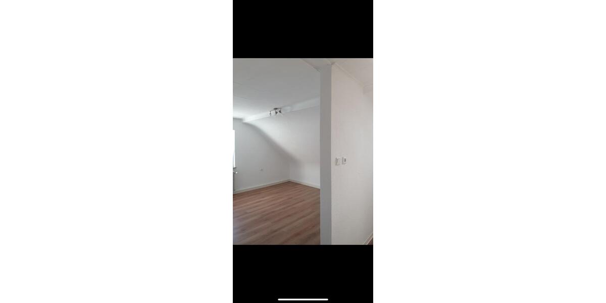 Dachgeschoßwohnung Merzig - 3 Zimmer, 85 m&sup2;, 910&euro; | Angebot:26059607