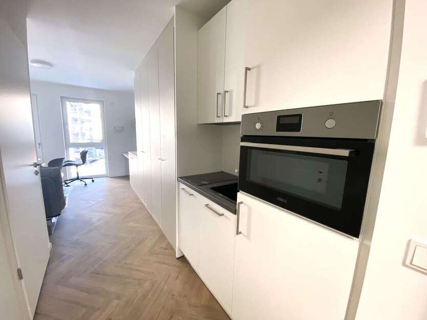 Wohnung zum Mieten in Berlin 555,49 € 24.59 m² 1 zimmer