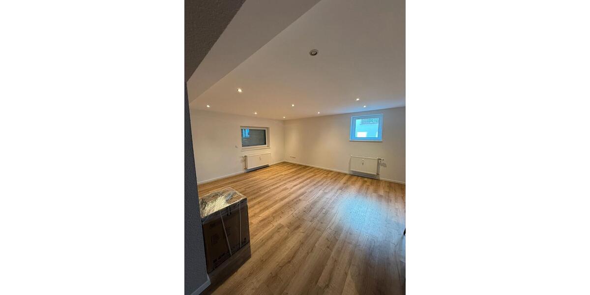 Erdgeschoßwohnung Nentershausen - 3 Zimmer, 85 m&sup2;, 850&euro; | Angebot:26130583