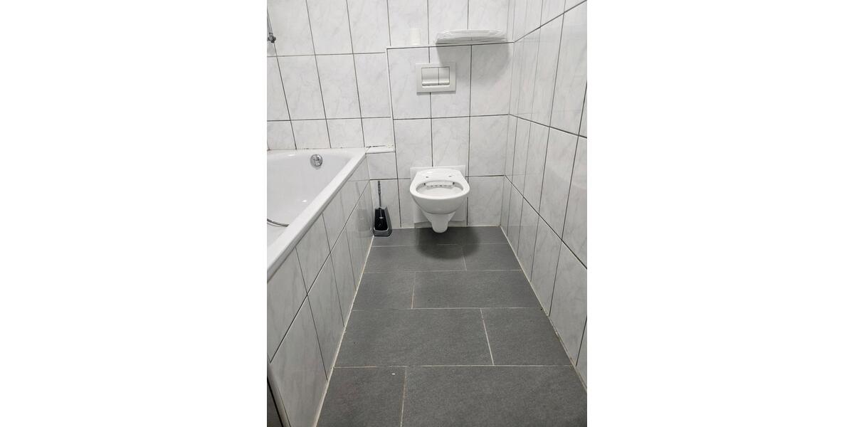 Frisch Renoviertes 4ZKBHaus und Parkplatz in 61184 Karben 4 zimmer