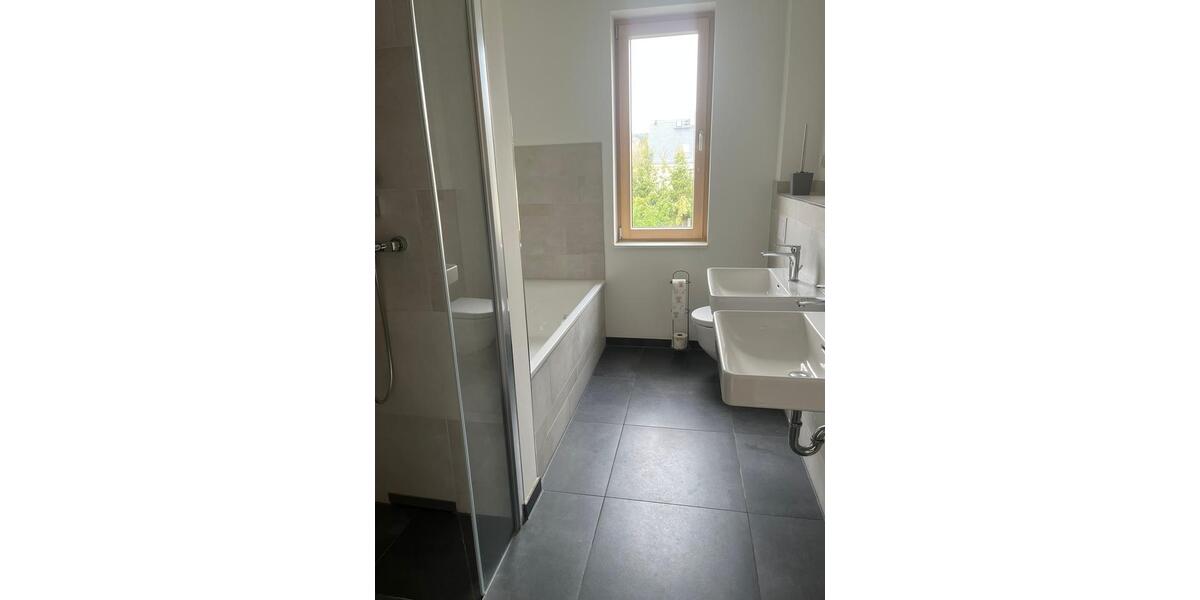 Bungalow Chemnitz Klaffenbach - 5 Zimmer, 150 m&sup2;, 2.050&euro; | Angebot:26677690