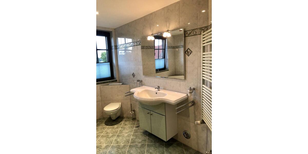 Wohnen auf Zeit Schwerin Friedrichsthal - 3 Zimmer, 120 m&sup2;, 1.350&euro; | Angebot:24707873