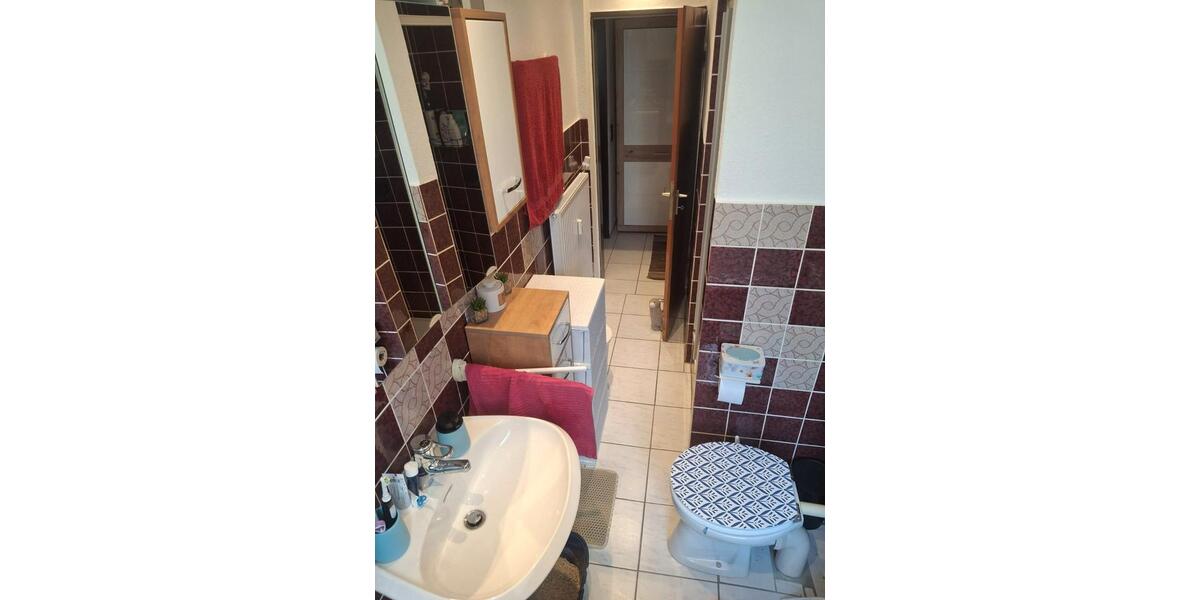 Erdgeschoßwohnung Seelze - 2 Zimmer, 65 m&sup2;, 600&euro; | Angebot:26050389