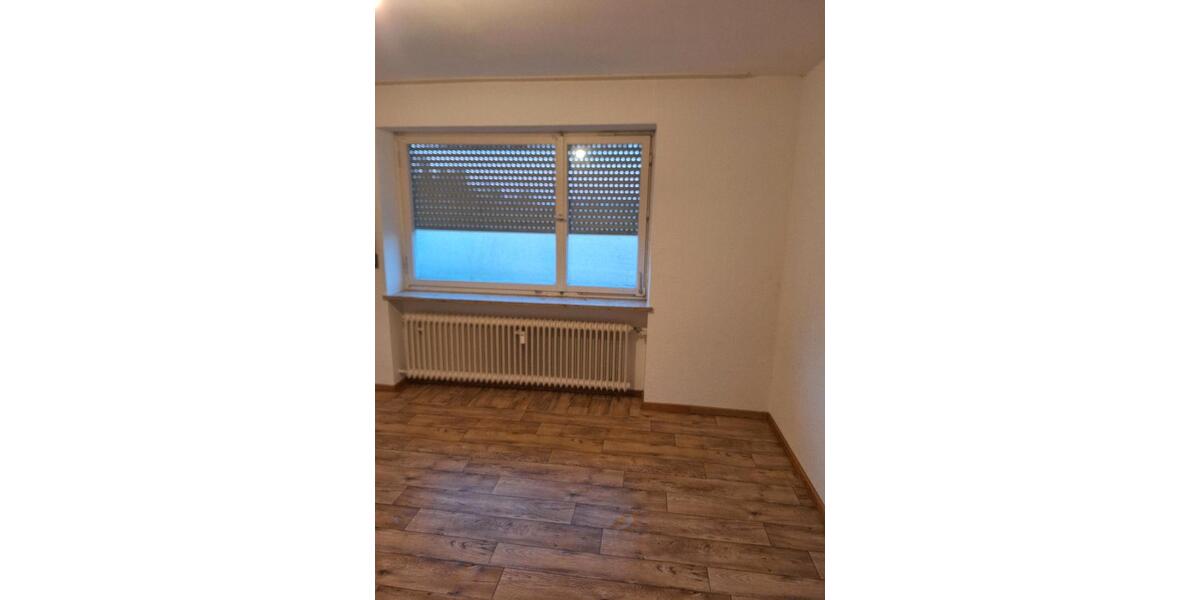 Etagenwohnung Aindling - 3 Zimmer, 90 m&sup2;, 900&euro; | Angebot:25281062
