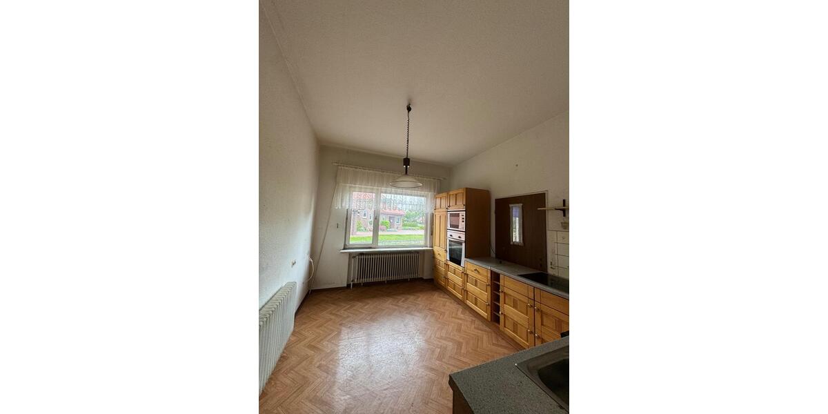 Etagenwohnung Hesel - 10 Zimmer, 425 m&sup2;, 1.500&euro; | Angebot:24391866