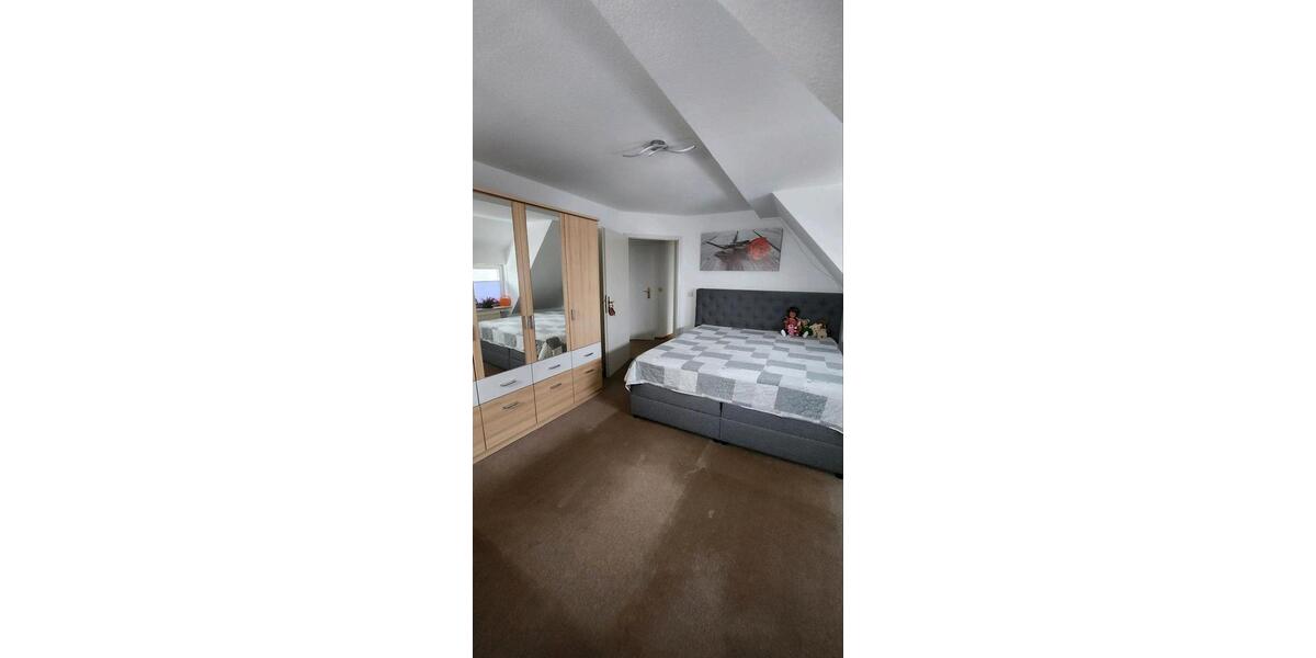 Dachgeschoßwohnung Ilmenau - 3 Zimmer, 70 m&sup2;, 650&euro; | Angebot:25333301