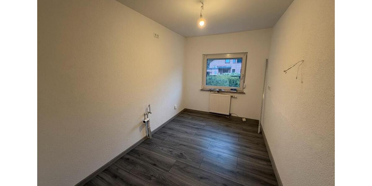 Etagenwohnung Braunschweig Wabe-Schunter-Beberbach - 3 Zimmer, 90 m&sup2;, 1.500&euro; | Angebot:26249586