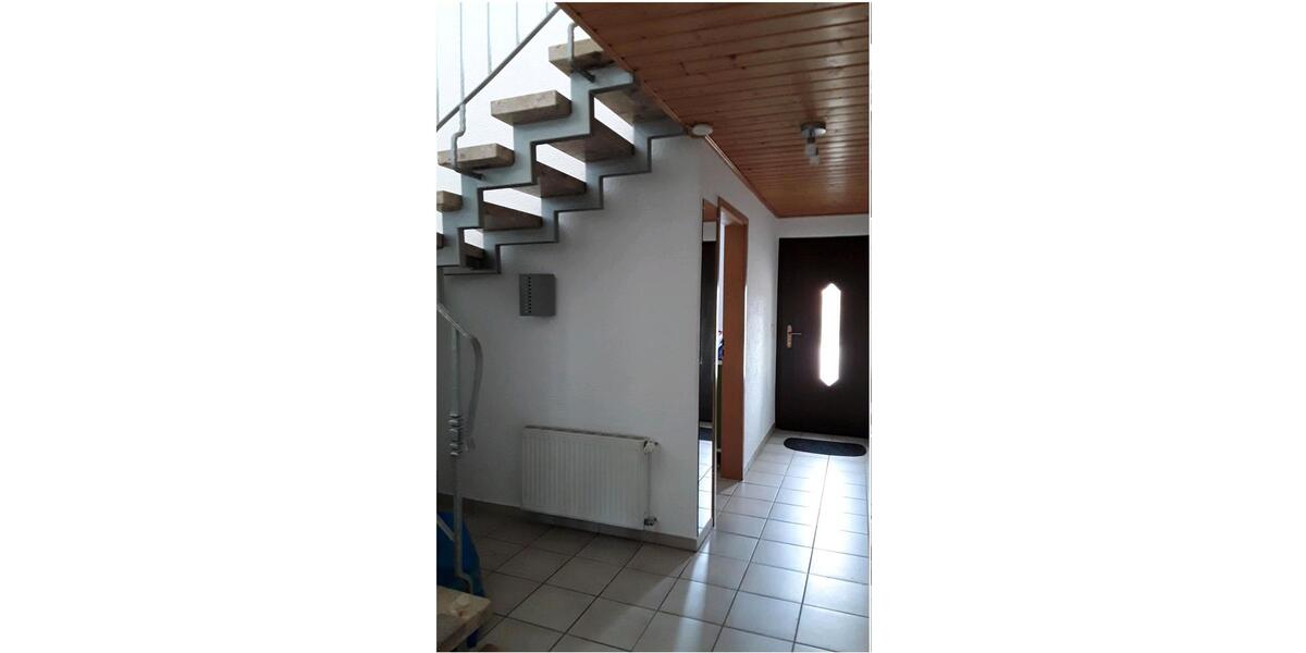 Etagenwohnung Osburg - 2 Zimmer, 70 m&sup2;, 600&euro; | Angebot:25233373