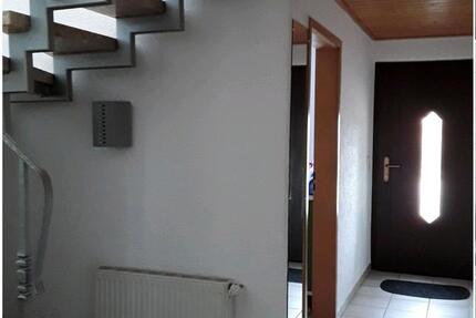 Wohnung Osburg - 2 Zimmer, 70 m&sup2;, 600&euro; | Angebot:25233373