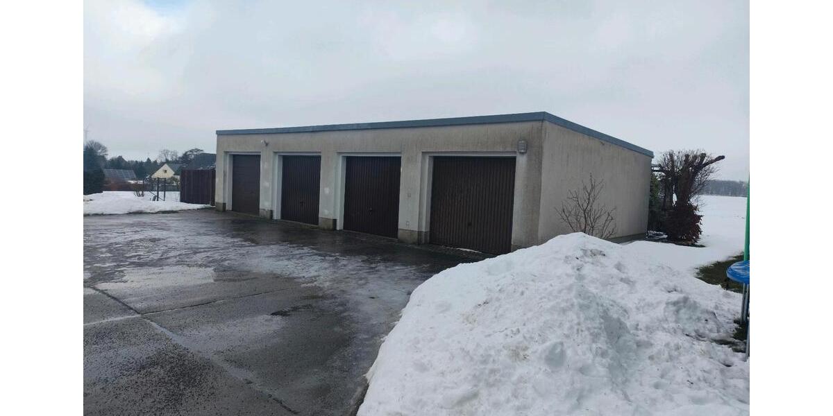 Etagenwohnung Haselbachtal - 4 Zimmer, 84 m&sup2;, 655&euro; | Angebot:24712845