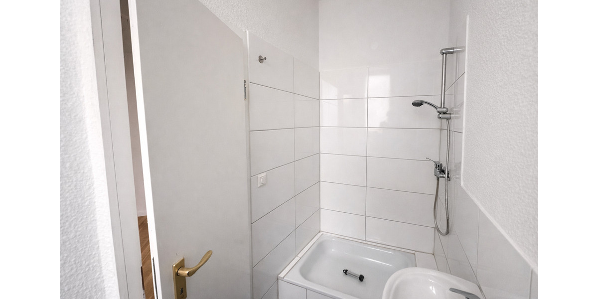 Erdgeschoßwohnung Bremerhaven - 1 Zimmer, 35 m&sup2;, 360&euro; | Angebot:26130412