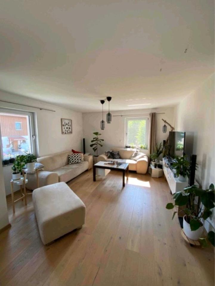 WG Zimmer ca. 13 m² mit knapp 100m² Gemeinschaftsfläche