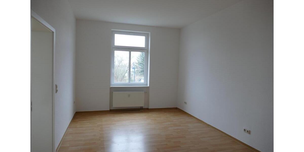 Etagenwohnung Naumburg (Saale) - 2 Zimmer, 71 m&sup2;, 625&euro; | Angebot:25447986