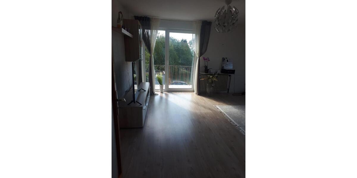 Dachgeschoßwohnung Schmelz - 4 Zimmer, 86 m&sup2;, 1.000&euro; | Angebot:25986605