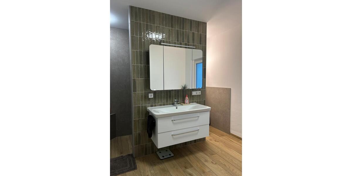 Etagenwohnung Velpke - 2 Zimmer, 80 m&sup2;, 950&euro; | Angebot:26237599