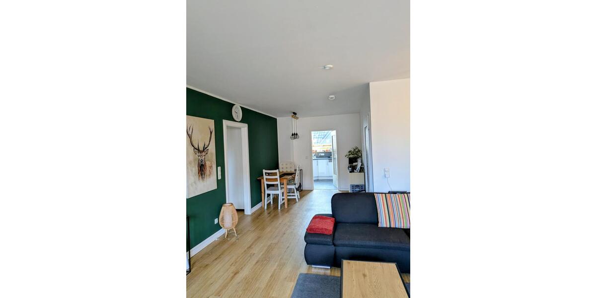 Dachgeschoßwohnung Elmshorn - 3 Zimmer, 74 m&sup2;, 900&euro; | Angebot:26635390