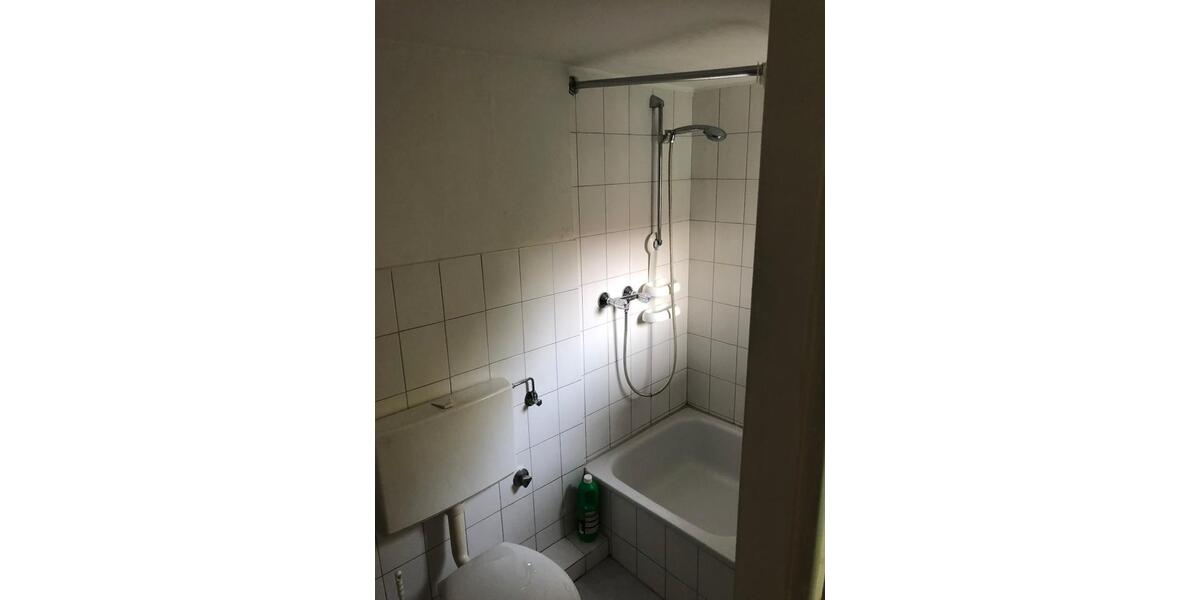 Etagenwohnung Bremerhaven Mitte - 2.5 Zimmer, 50 m&sup2;, 305&euro; | Angebot:26626788