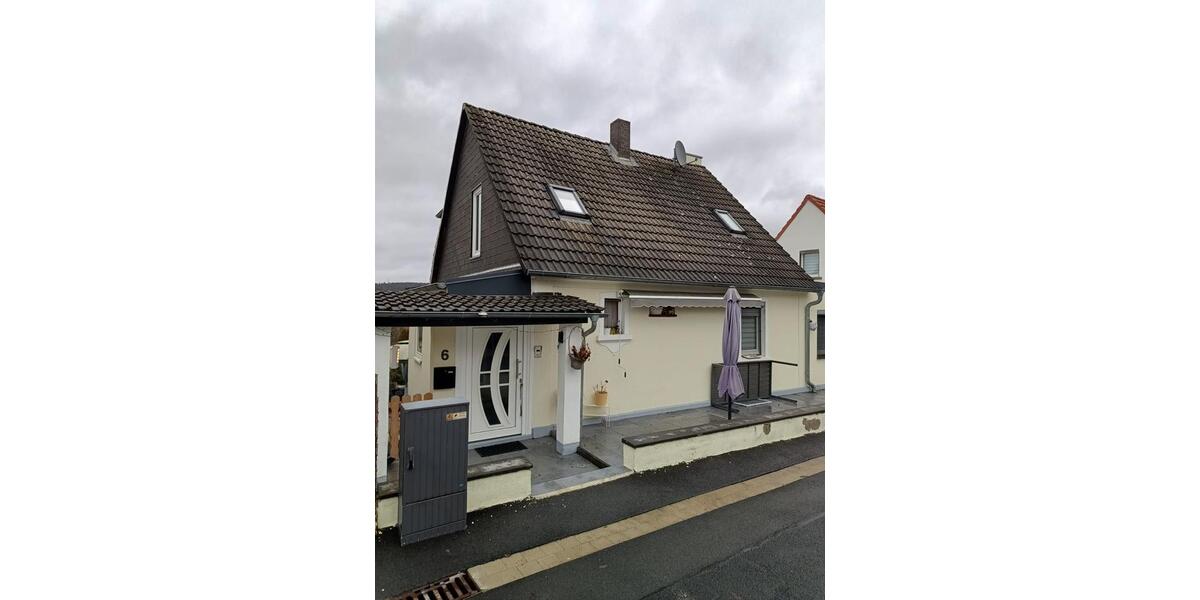Einfamilienhaus Bad Hersfeld - 4 Zimmer, 105 m&sup2;, 900&euro; | Angebot:24954784