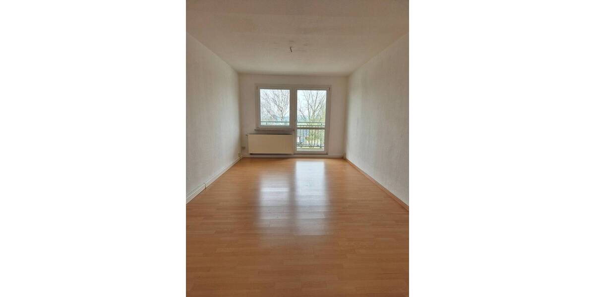 Etagenwohnung Leisnig Polkenberg - 3 Zimmer, 59 m&sup2;, 300&euro; | Angebot:25688912