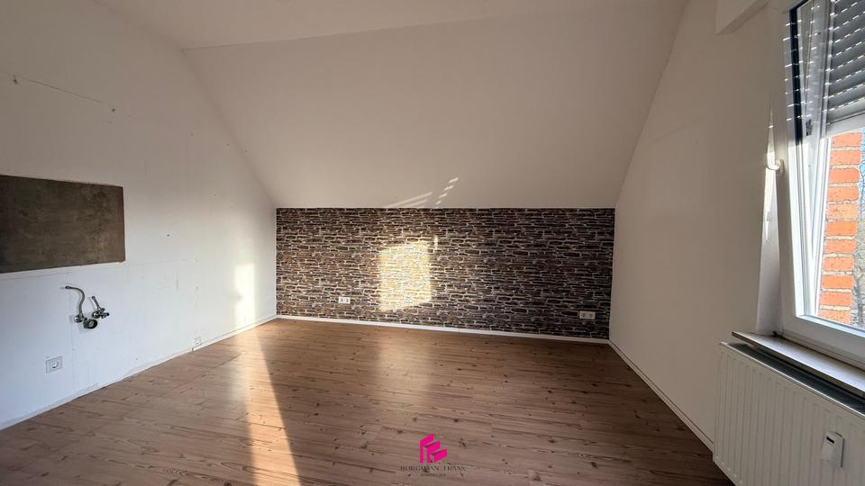 Dachgeschoßwohnung Bramsche - 3 Zimmer, 96 m&sup2;, 900&euro; | Angebot:26182915