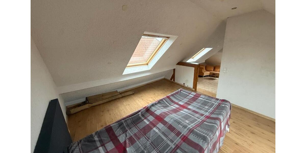 Dachgeschoßwohnung Illingen - 2 Zimmer, 70 m&sup2;, 600&euro; | Angebot:25612118