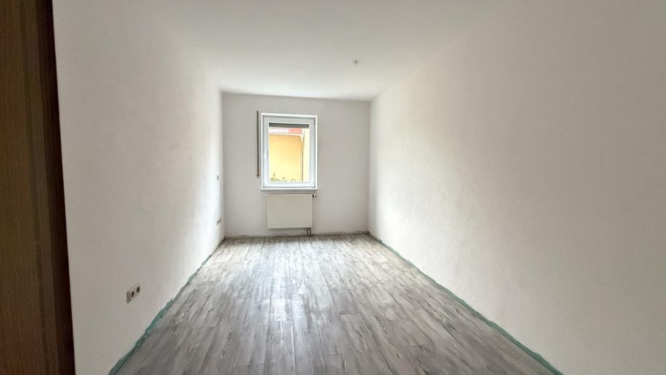 Erdgeschoßwohnung Breitenworbis - 3 Zimmer, 88 m&sup2;, 600&euro; | Angebot:23398148