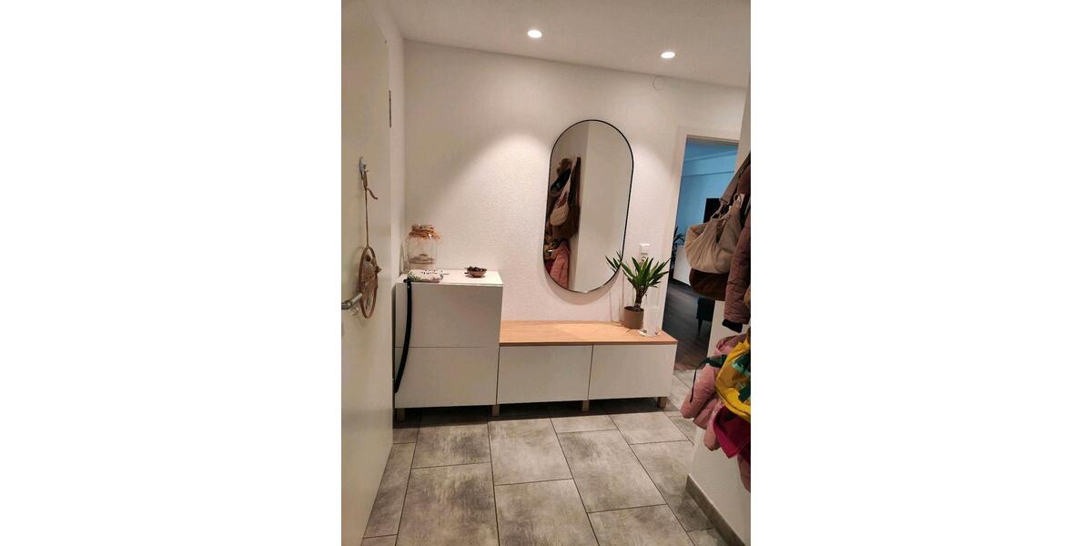 Etagenwohnung Efringen-Kirchen Kirchen - 3 Zimmer, 95 m&sup2;, 1.300&euro; | Angebot:26047537