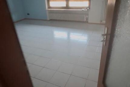 Wohnung Schöllkrippen - 4 Zimmer, 94 m&sup2;, 800&euro; | Angebot:26023277