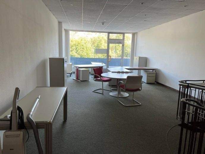 Gewerbeobjekt Taunusstein Hahn - 650&euro; | Angebot:25726481