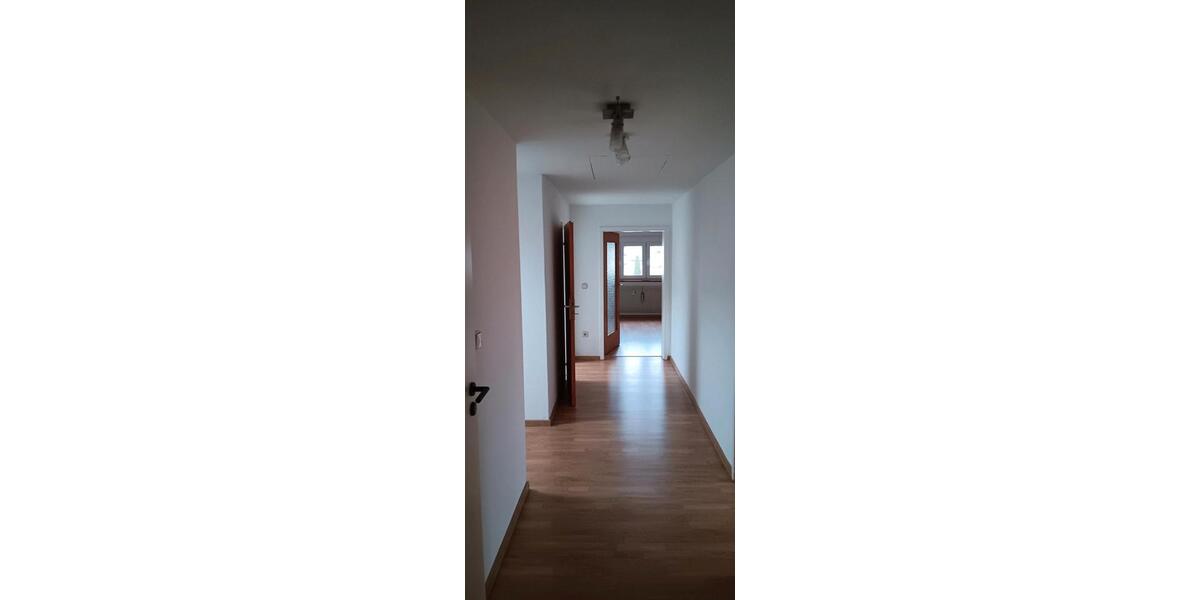 Dachgeschoßwohnung Haigerloch - 3 Zimmer, 70 m&sup2;, 700&euro; | Angebot:26534628